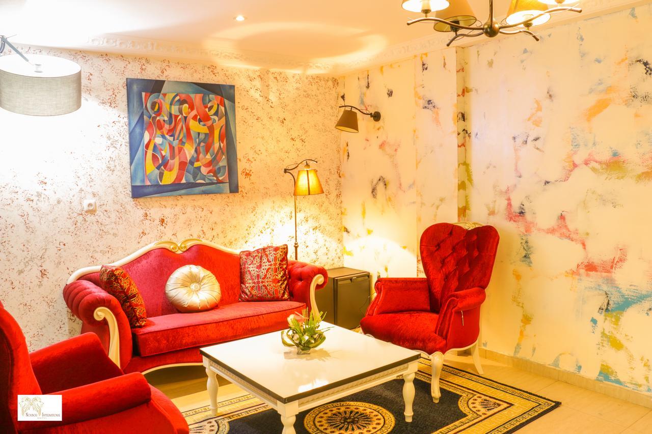 דואלה Noubou International Hotel מראה חיצוני תמונה