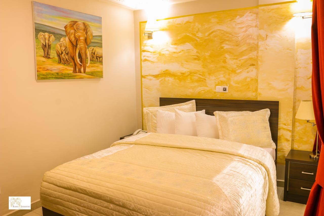 דואלה Noubou International Hotel מראה חיצוני תמונה