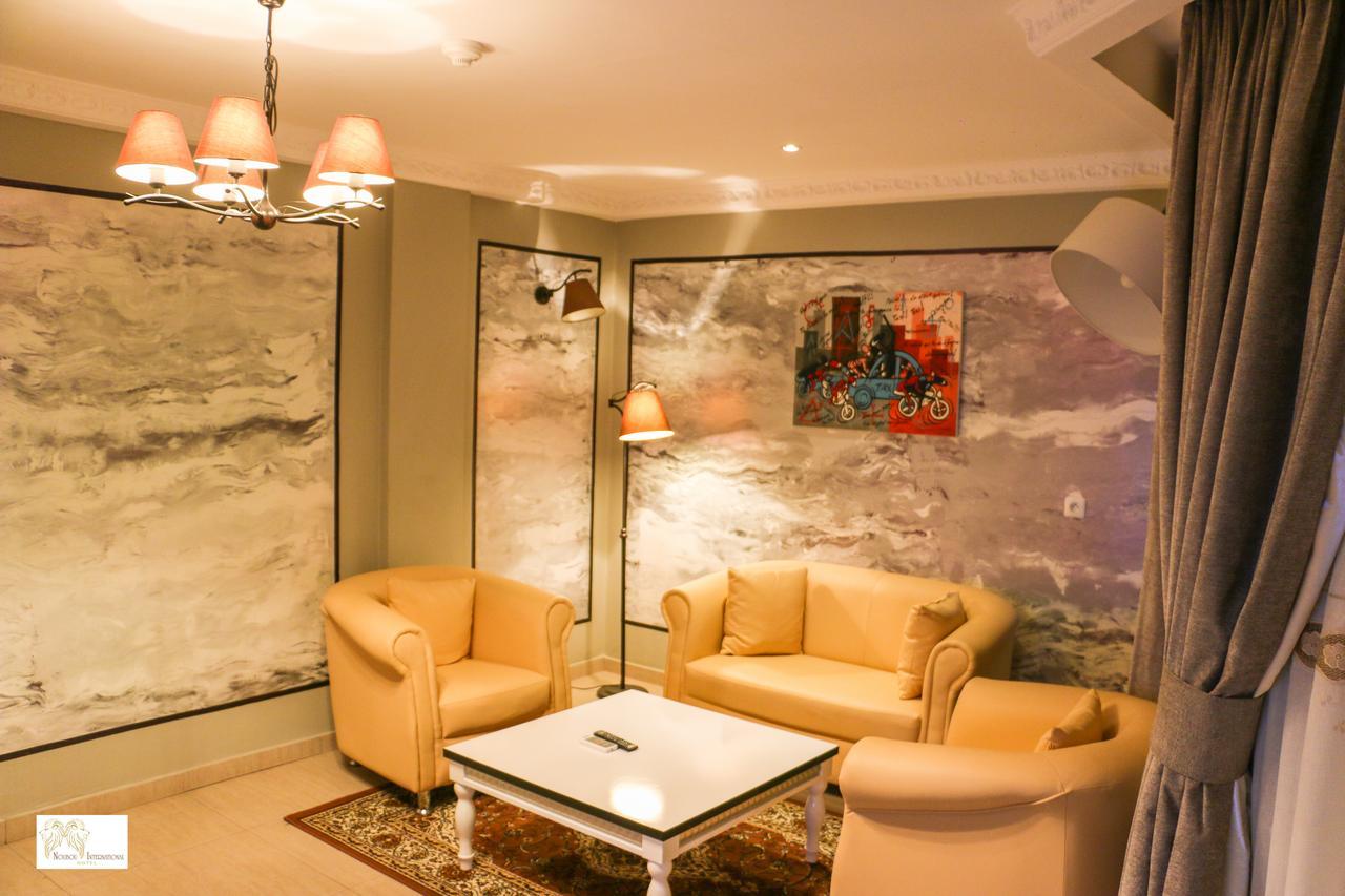 דואלה Noubou International Hotel מראה חיצוני תמונה