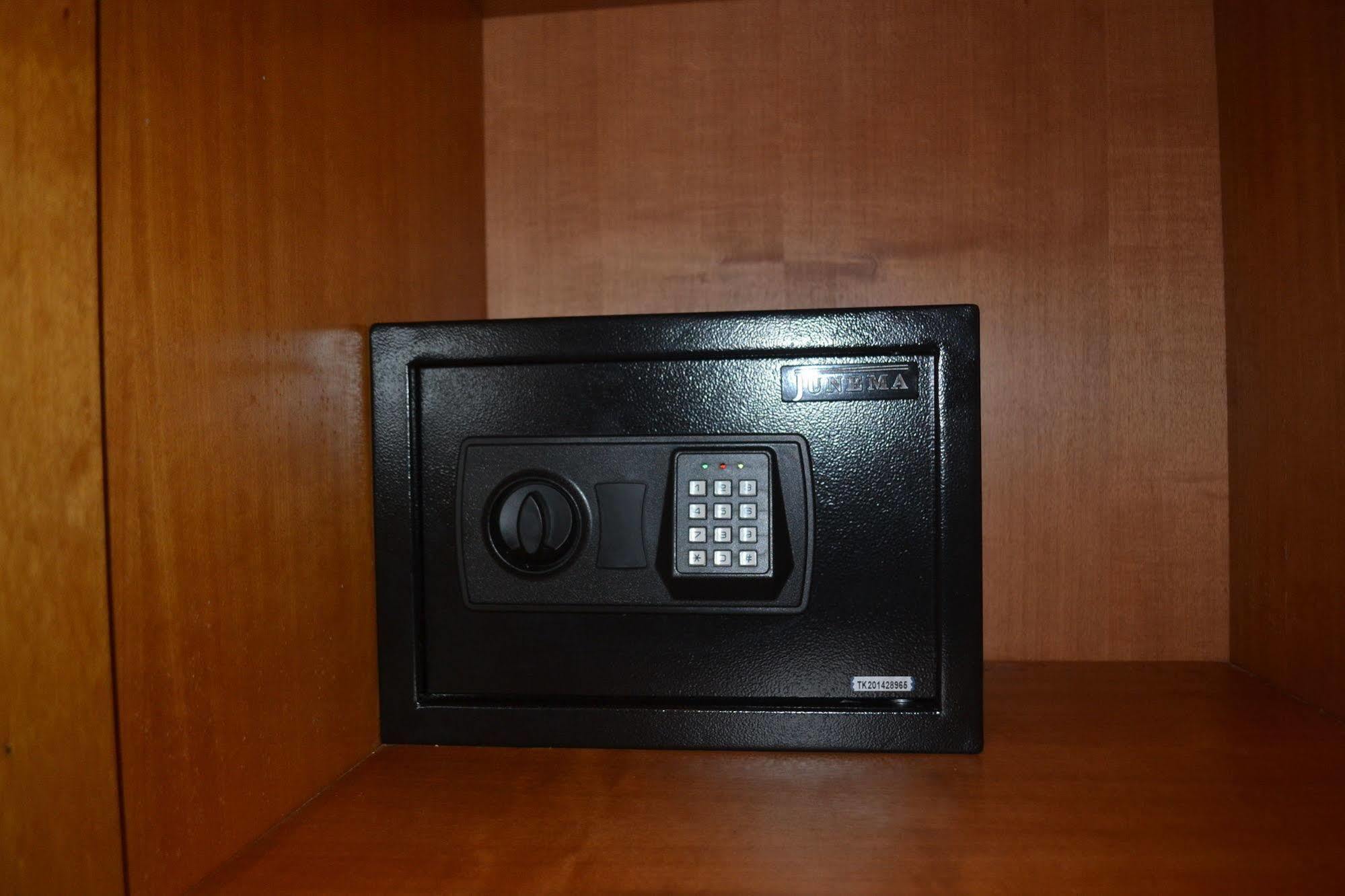 דואלה Noubou International Hotel מראה חיצוני תמונה